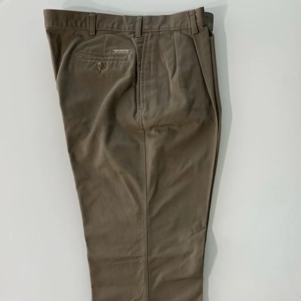 EUC Mens Haggar Generations Cotton Brown Pleated Pants, 38/34 - Picture 2 of 4